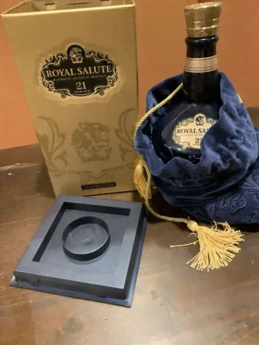 Chivas Regal ROYAL SALUTE 21 Years EMPTY Porcelain Sapphire 750ml Bottle Bag