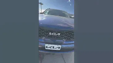 You can now enjoy $250 off this 2023 Sapphire Blue Kia Sorento through the end of October!💙🕺