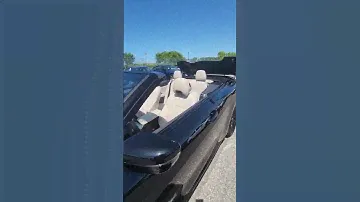 2024 BMW M440i xDrive Cabriolet Black Sapphire Metallic on Oyster Vernasca