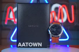 Garmin Fenix 7X Sapphire Solar - DLC Titanium with Chestnut Leather Band