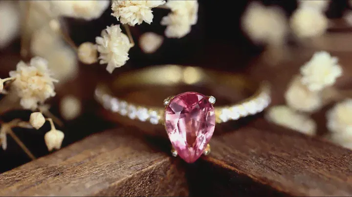 GIA Certified Natural Peach/ Padparadscha Sapphire & Diamonds 18K Yellow Gold Engagement Ring