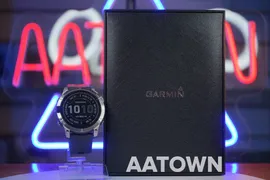 Garmin Fenix 7 Sapphire Solar - Titanium DLC with Chestnut Leather Band