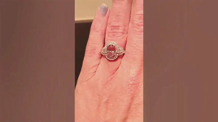 Oval Padparadscha Sapphire(1)