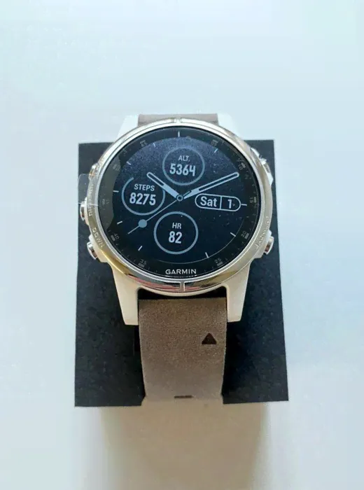   Garmin Fenix 5S Plus Sapphire Edition
