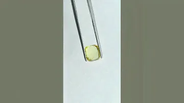3.35 Ct IGI Certified Natural Ceylon Srilankan Yellow Sapphire by venusjewellers.com